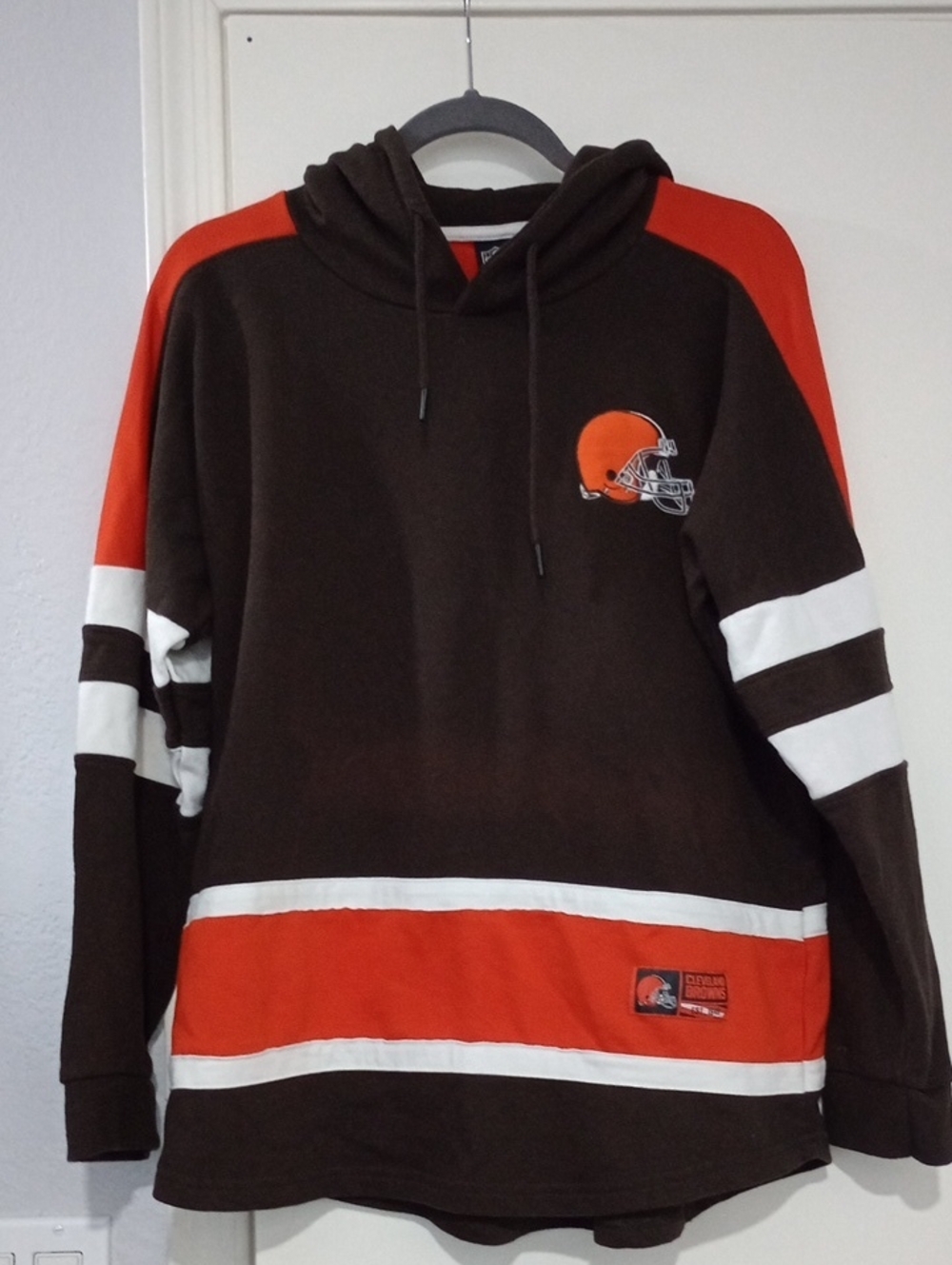 Cleveland Browns Vintage Style Brown & Orange Hoodie w/ White Stripes XL
